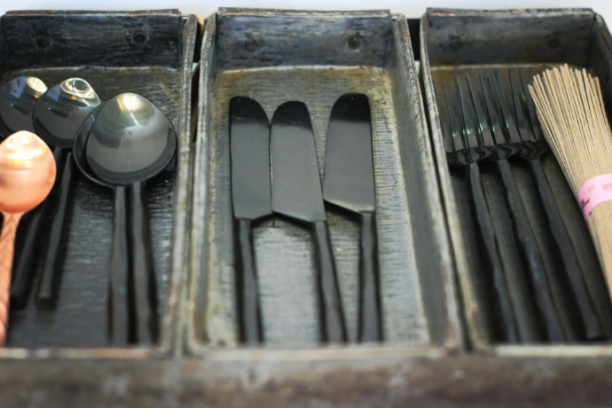 plastic cutlery
